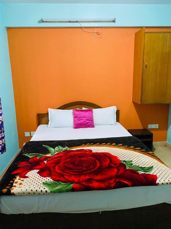 Hotel Nakshatra Ooty Luaran gambar
