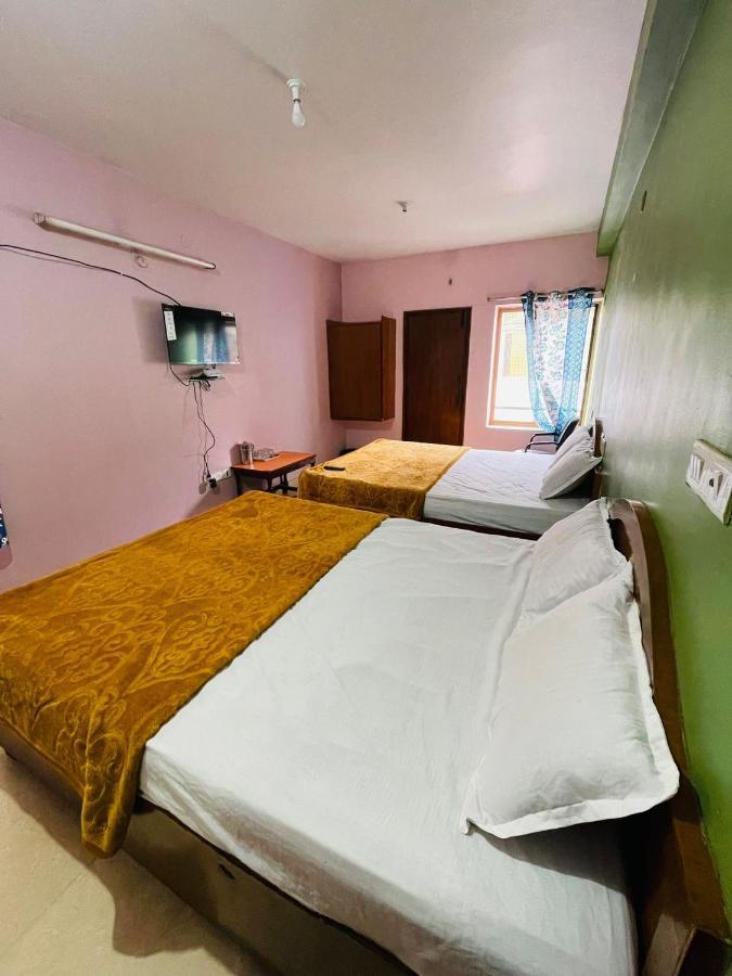 Hotel Nakshatra Ooty Luaran gambar