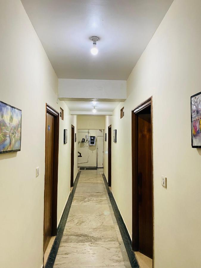 Hotel Nakshatra Ooty Luaran gambar